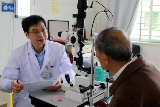 老花眼鏡怎么配更好？